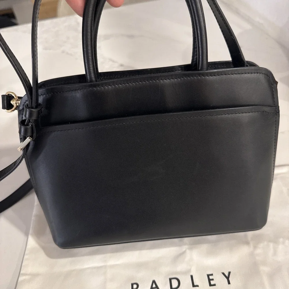 Radley London Bow Street women's medium leather Zip top Satchel purse bag black